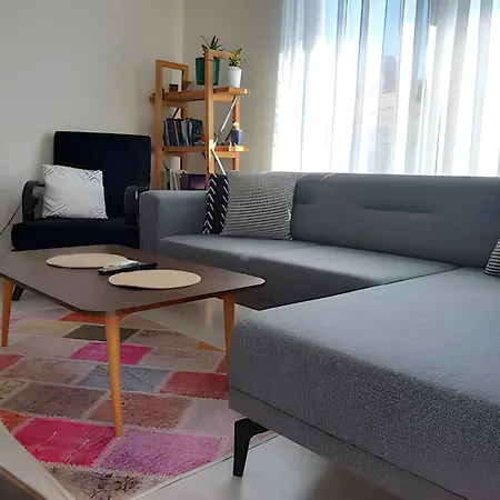 Close To Centrum Quiet Area Home, With Air Conditioned Apartment