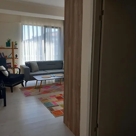 Apartment Close To Centrum Quiet Area Home, With Air Conditioned *