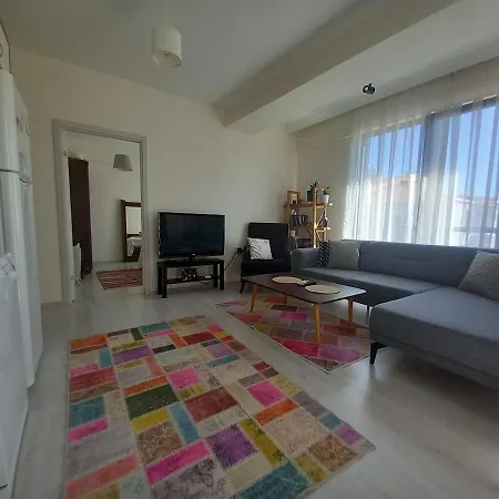 Apartment Close To Centrum Quiet Area Home, With Air Conditioned Çanakkale