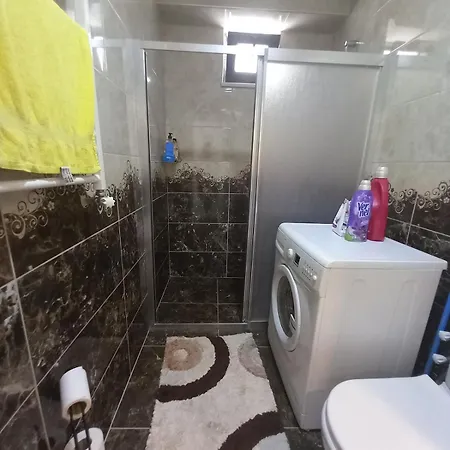 Close To Centrum Quiet Area Home, With Air Conditioned Apartment